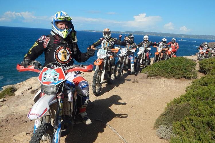 Servizio fotografico durante il tour enduro, e video